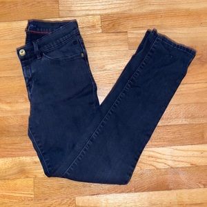 Tommy Hilfiger Greenwich Straight Black Denim Jean